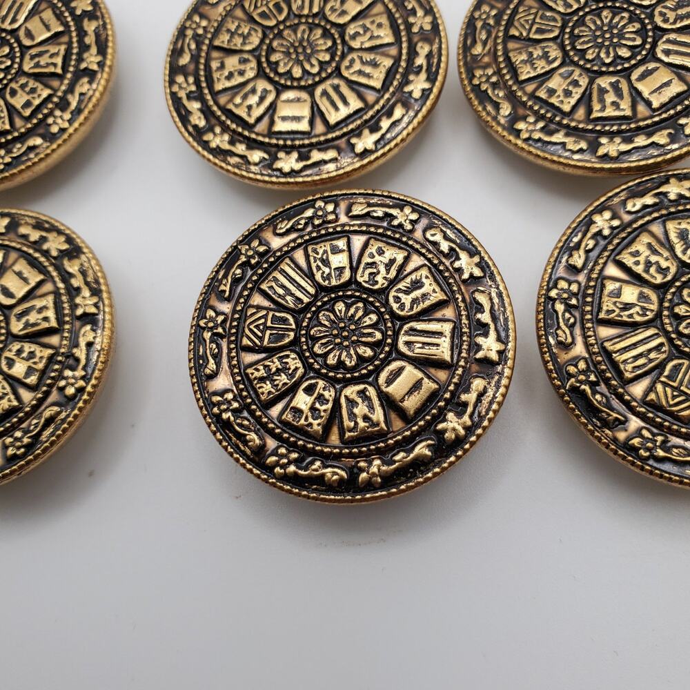 6 Vintage Picture Coat or Blazer Buttons Shank Back Coat‎ of Arms Floral Motif